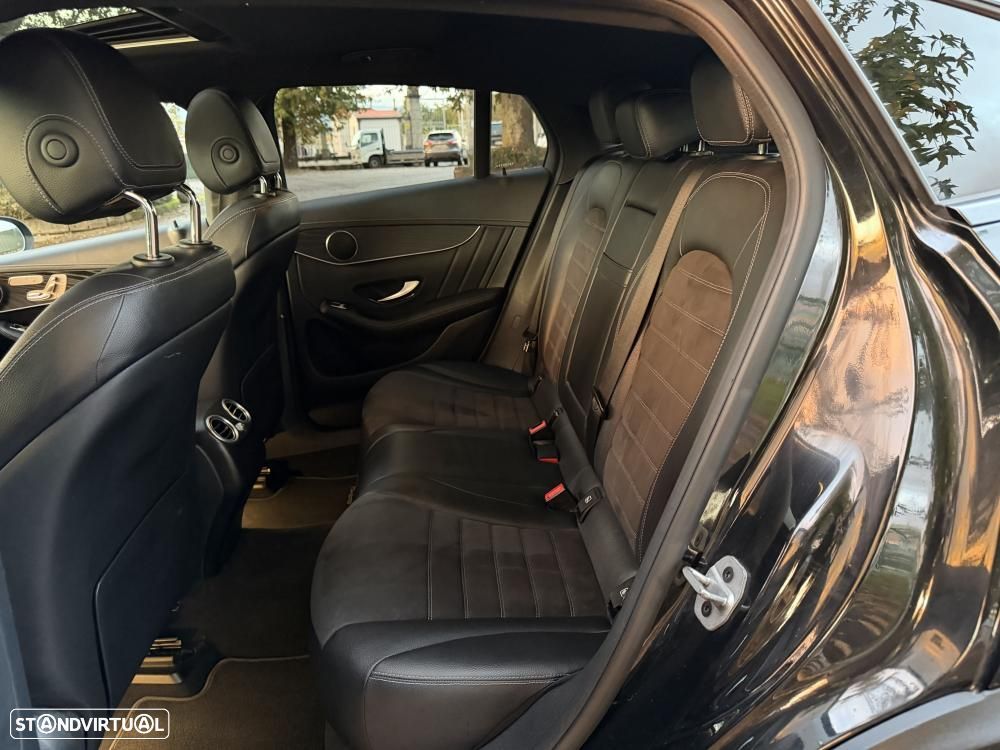 Mercedes-Benz GLC 220 d 4Matic 9G-TRONIC AMG Line Plus - 27