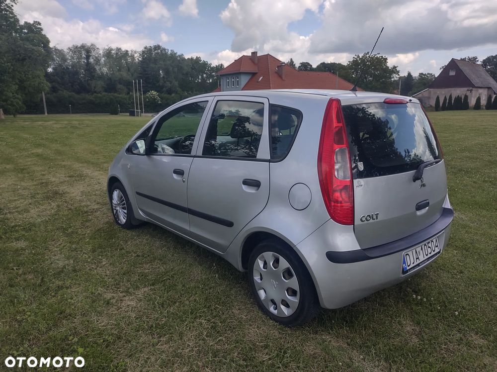 Mitsubishi Colt 1.3 Invite - 4