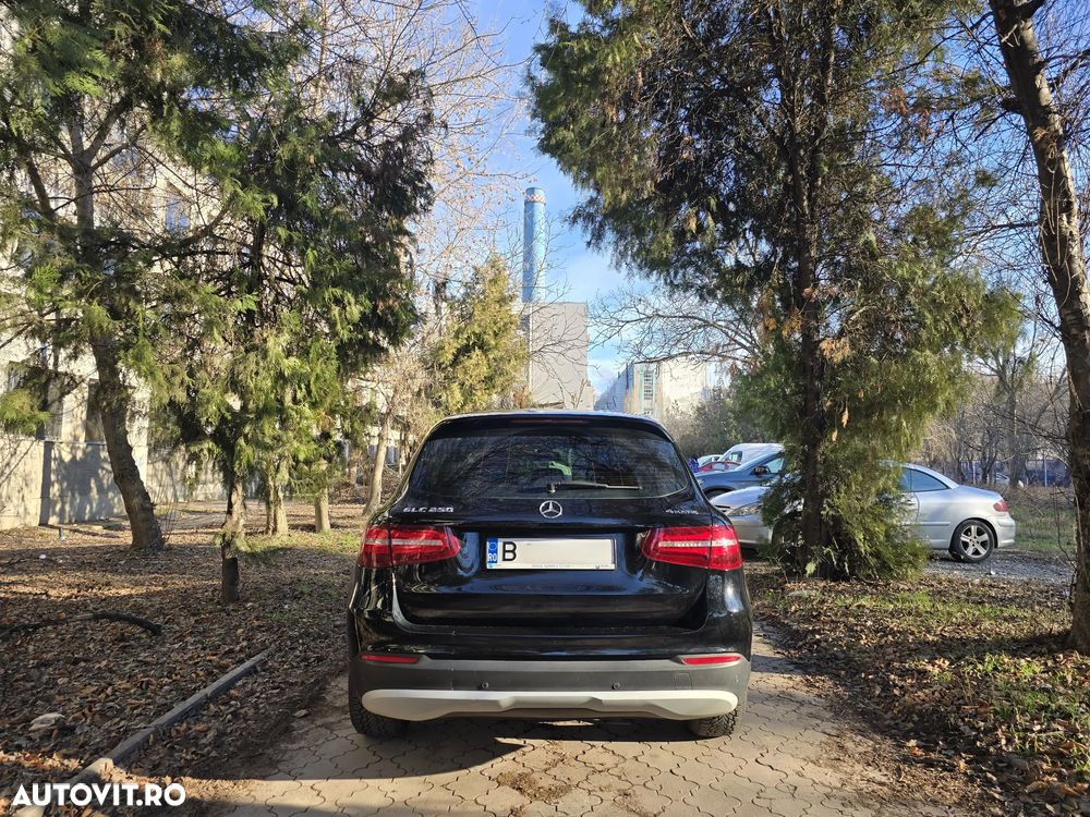 Mercedes-Benz GLC - 4
