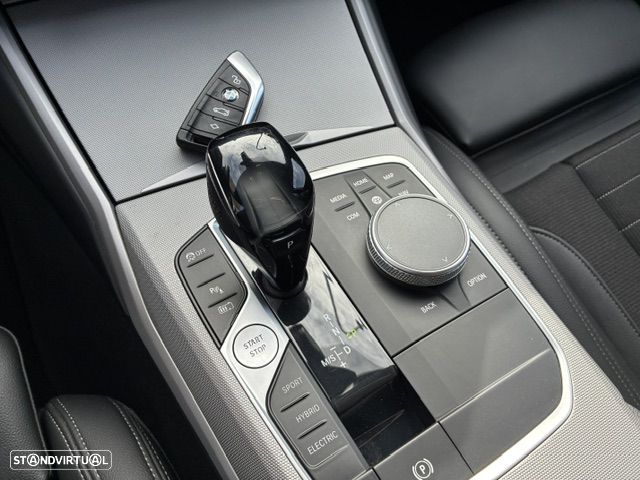 BMW 320 e Line Sport Auto - 29