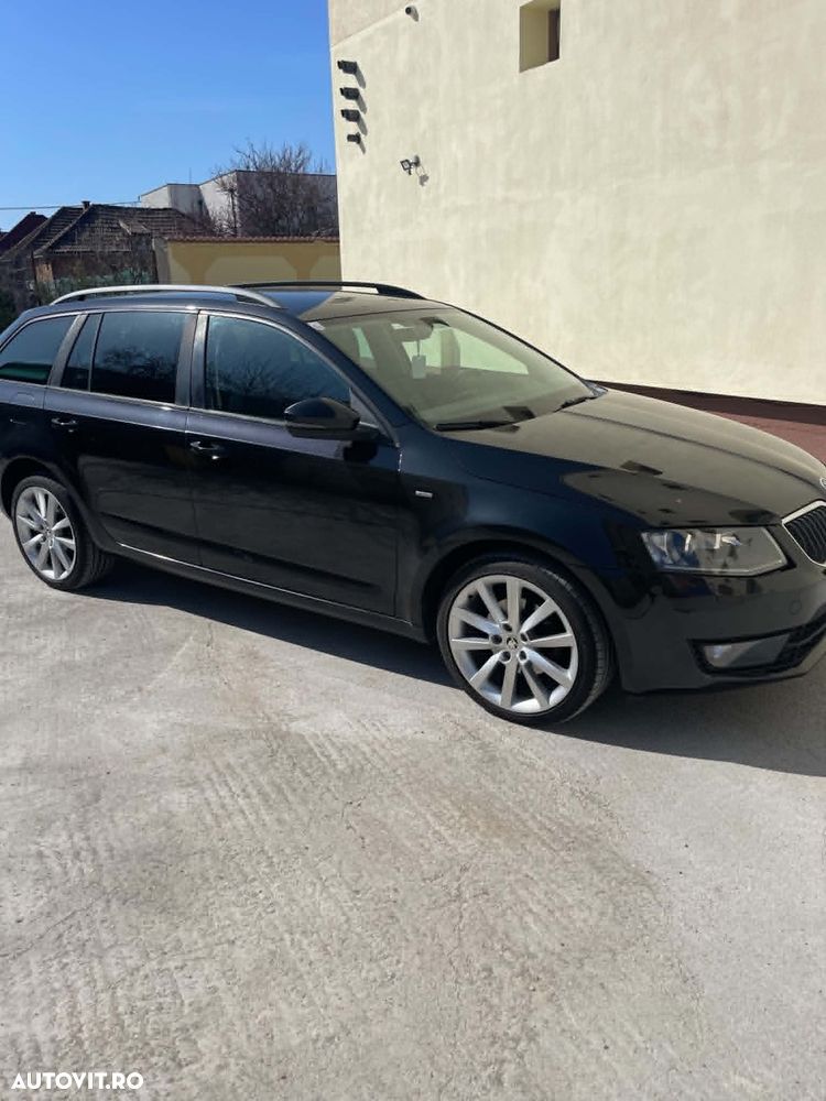 Skoda Octavia 2.0 TDI DSG Style - 5
