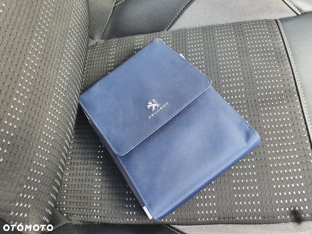 Peugeot 2008 PureTech 110 Stop&Start Allure - 26