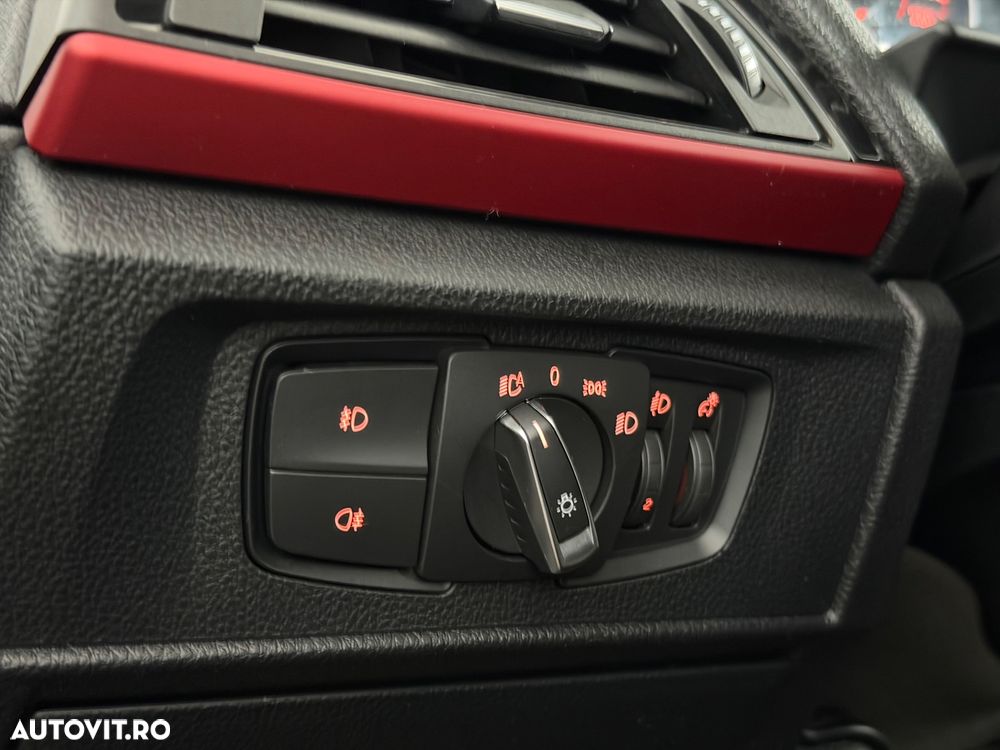 BMW Seria 1 118d Sport Line - 25