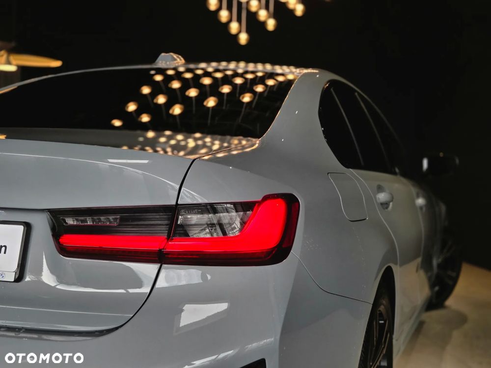 BMW Seria 3 - 23