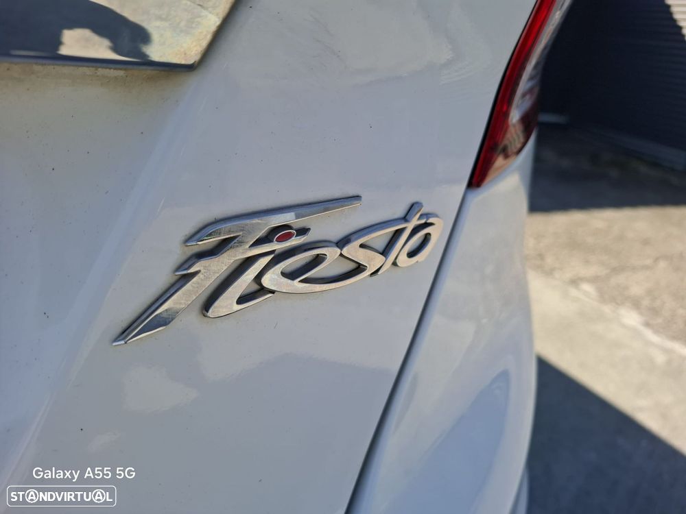Ford Fiesta 1.6 TDCi Titanium ECOnetic - 41