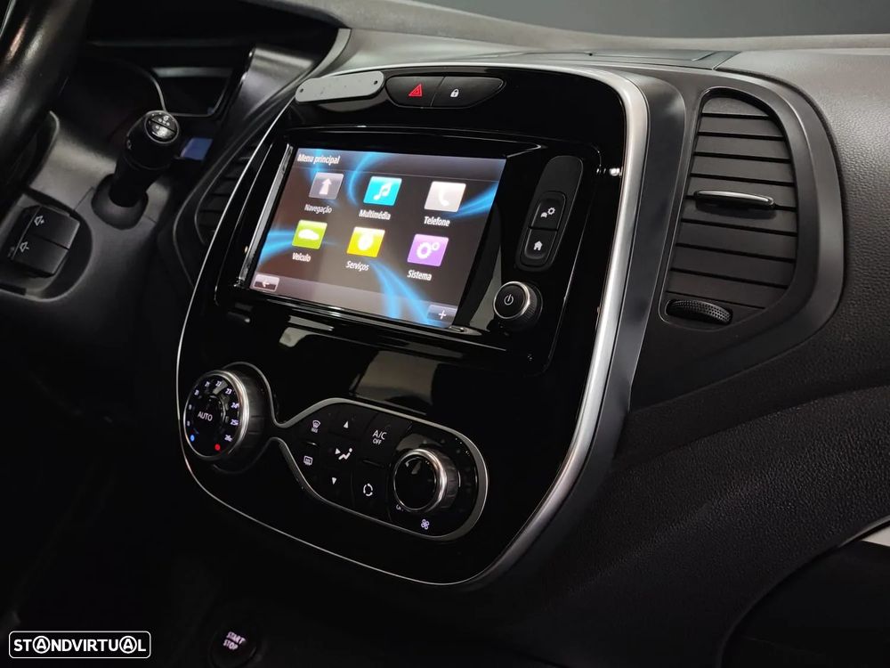 Renault Captur 1.5 dCi Exclusive EDC - 42