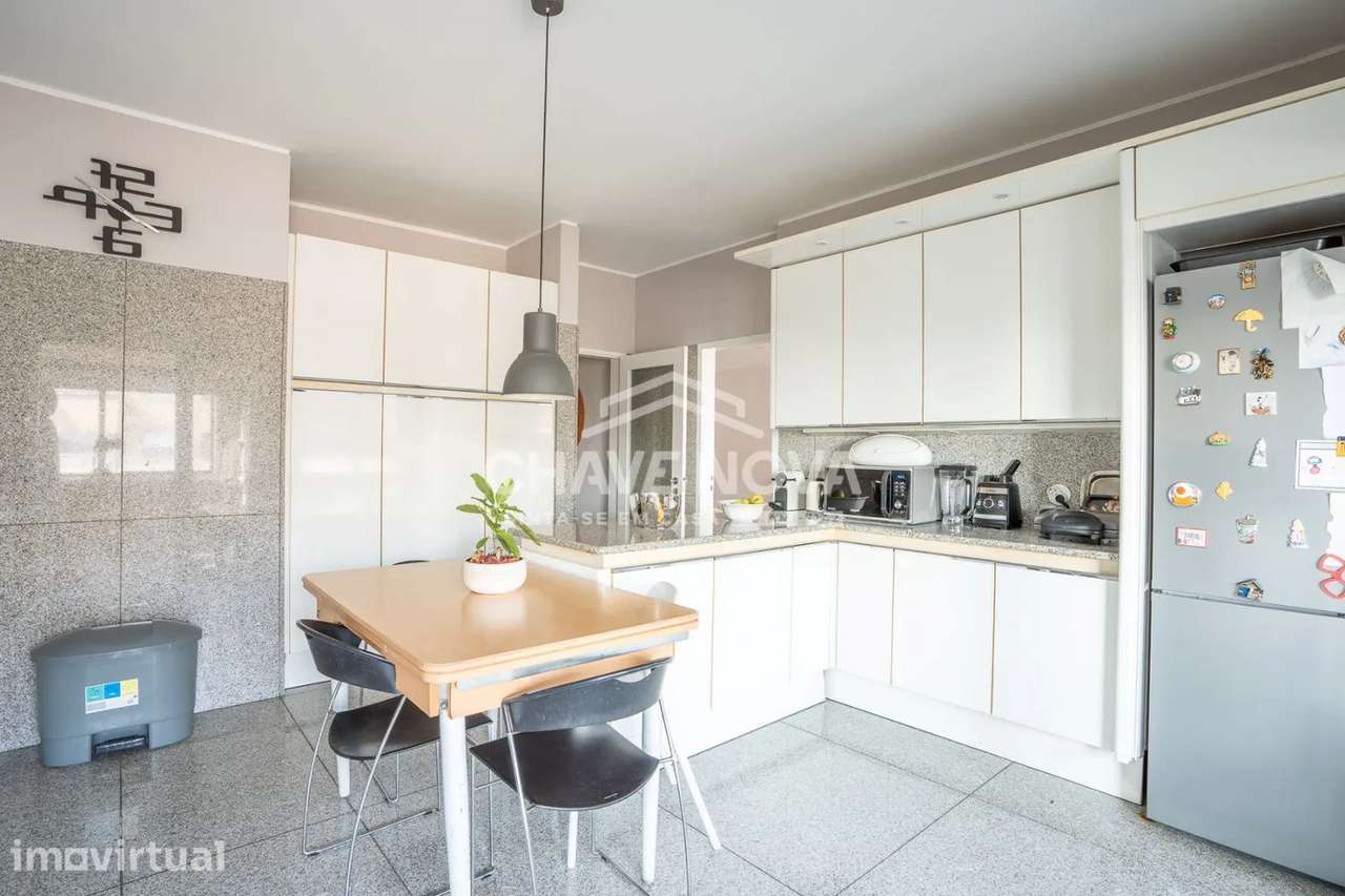 Apartamento T3 com vista para a foz do Douro - Grande imagem: 2/17