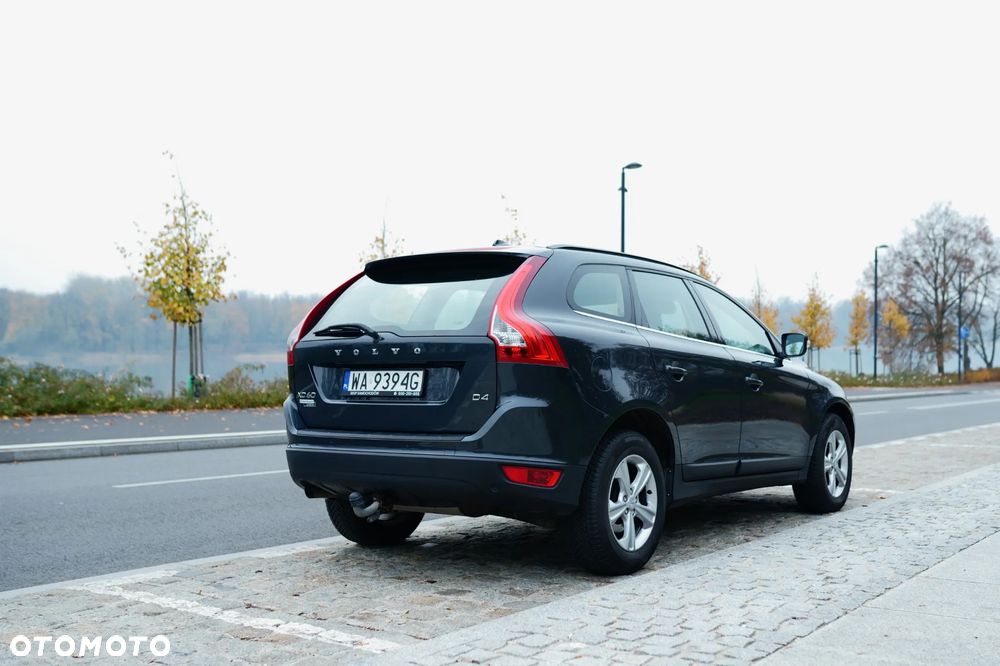 Volvo XC 60 D4 Summum - 4
