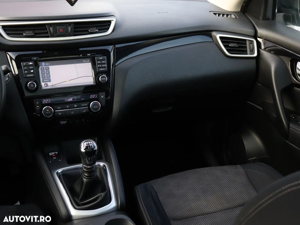 Nissan Qashqai 1.5 DCI TEKNA+ - 28