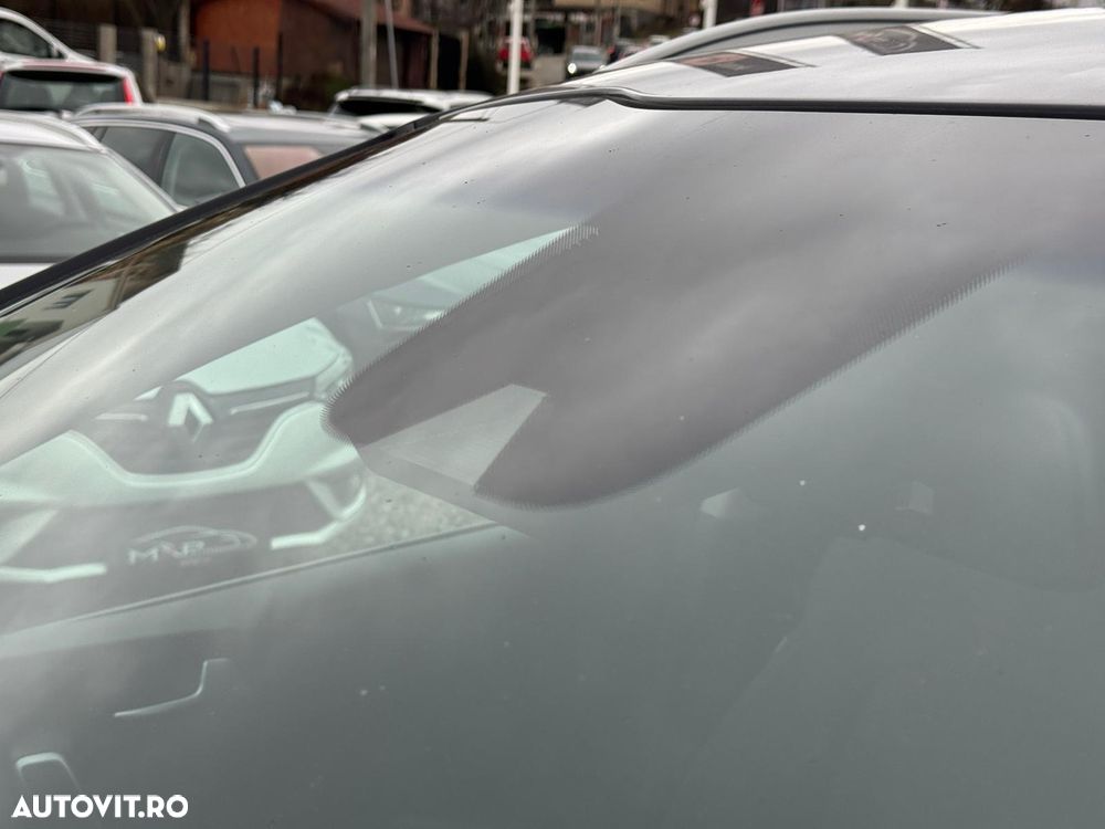 Kia Sportage 1.7 DSL 7DCT 4x2 Style - 12