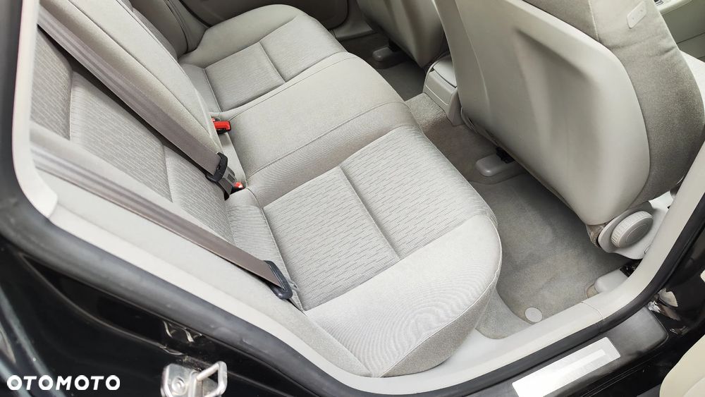 Audi A4 Avant 1.8T - 23