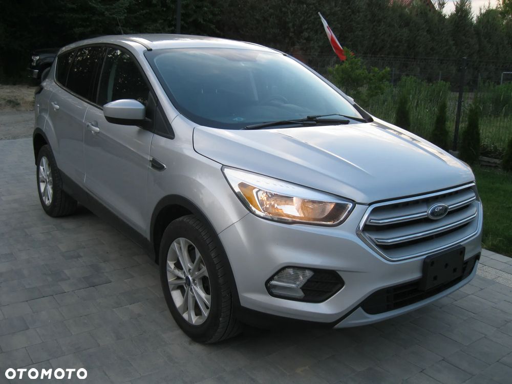 Ford Escape - 8