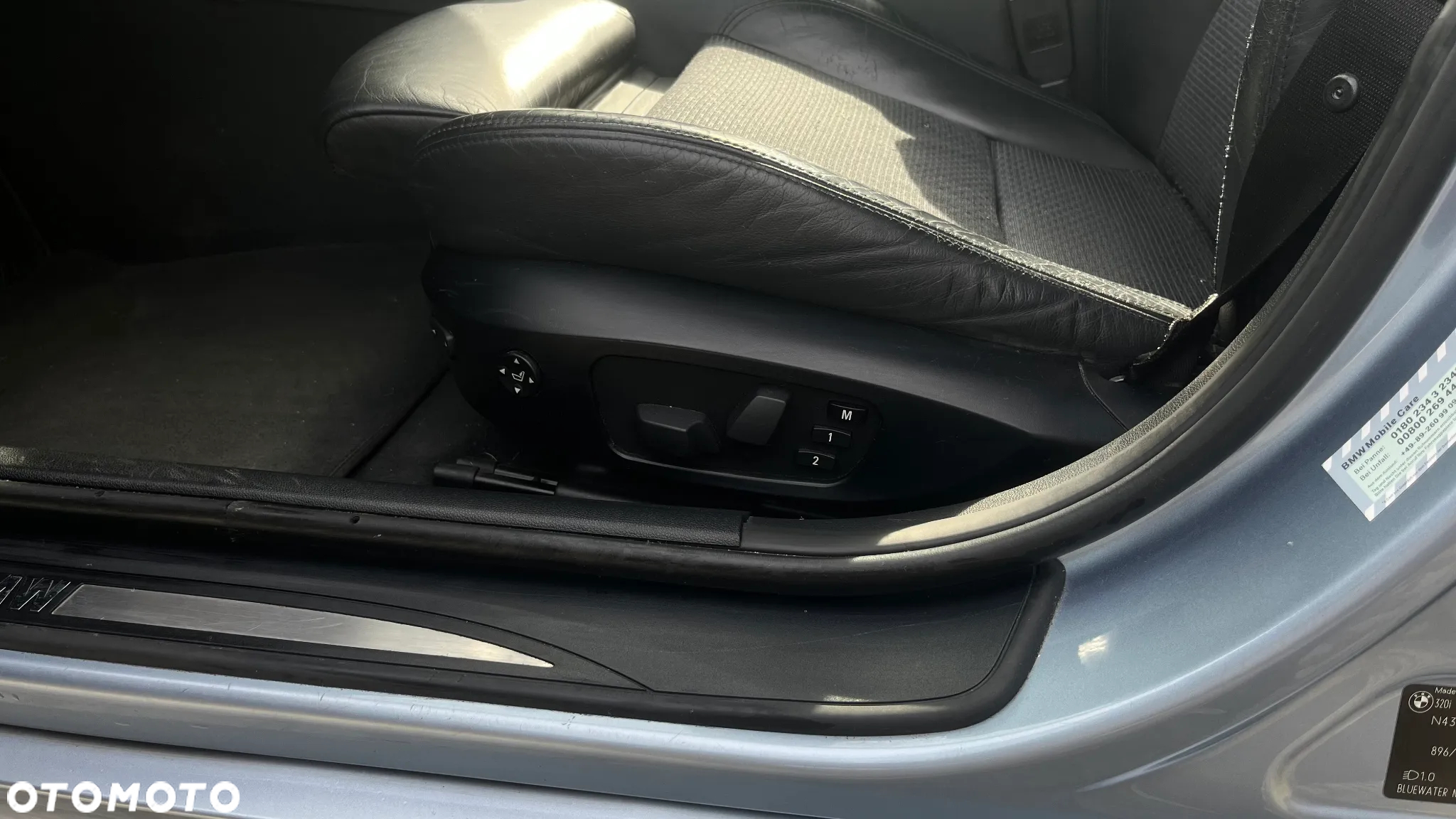 BMW Seria 3 320i - 9