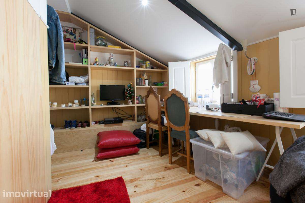 Quarto - localizado em Paranhos Porto - Grande imagem: 5/41