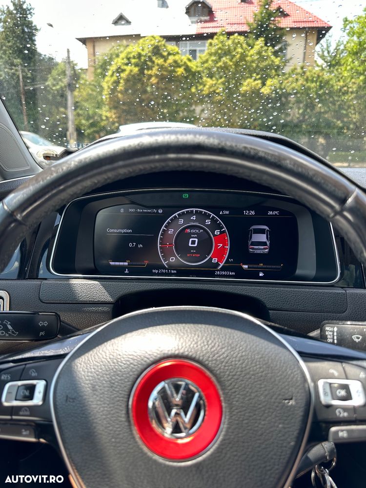 Volkswagen Golf 1.6 TDI DPF BlueMotion Technology Highline - 16