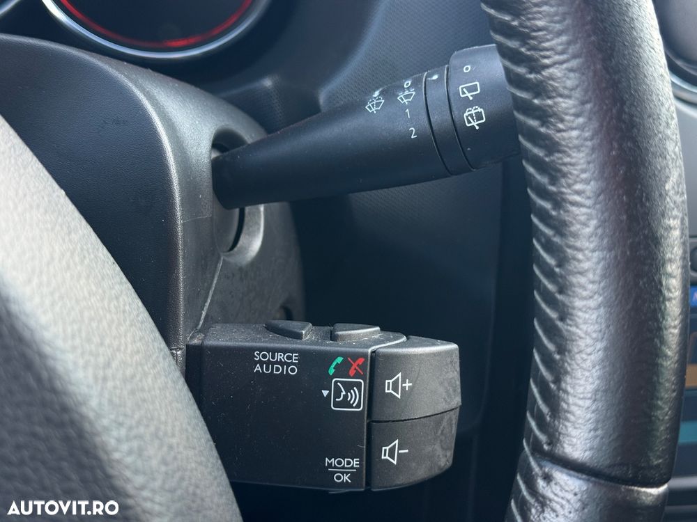 Dacia Duster dCi 110 FAP 4x4 Laureate - 19