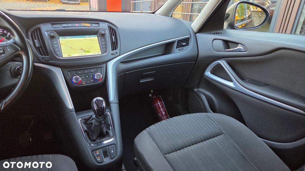 Opel Zafira 1.4 Turbo (ecoFLEX) Start/Stop Business Innovation - 28
