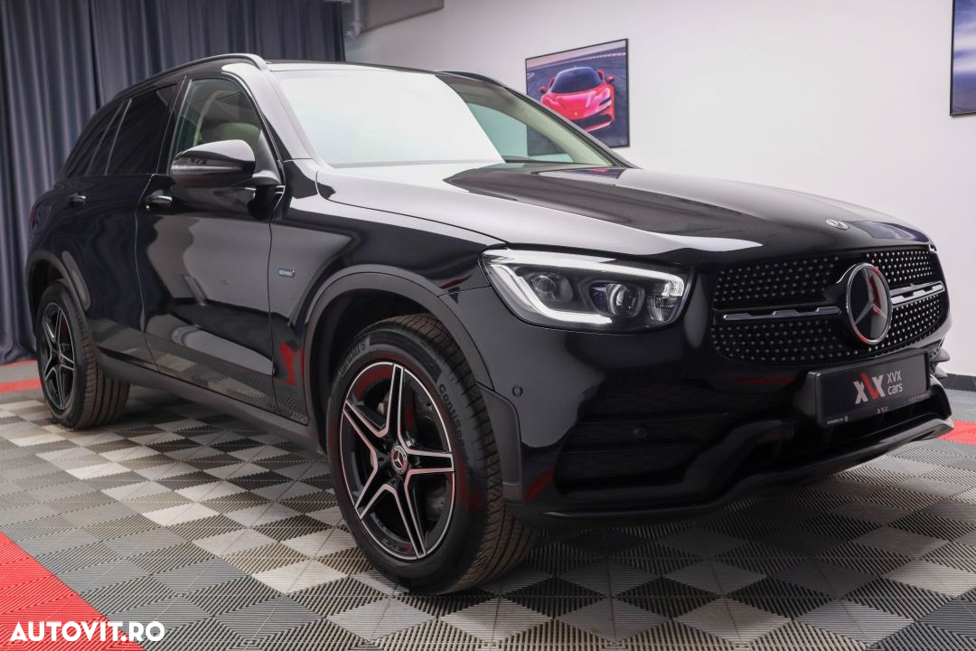 Mercedes-Benz GLC 300 de 4Matic 9G-TRONIC AMG Line Plus - 11