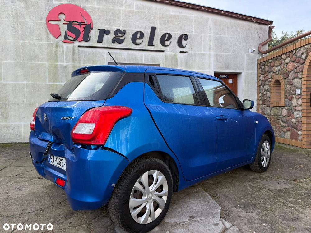 Suzuki Swift - 4
