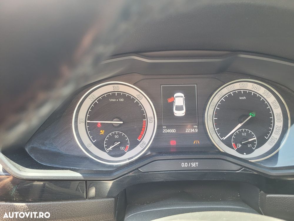 Skoda Superb 2.0 TDI DSG 4X4 Laurin & Klement - 2