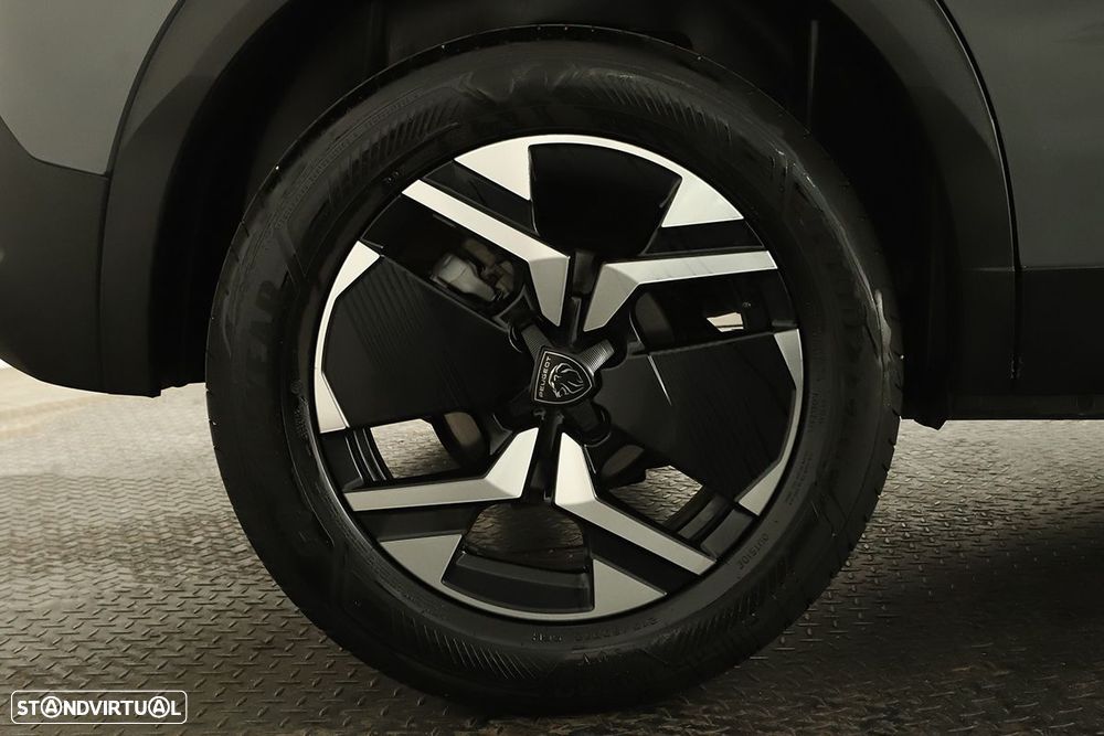 Peugeot 2008 1.2 PureTech Allure - 5