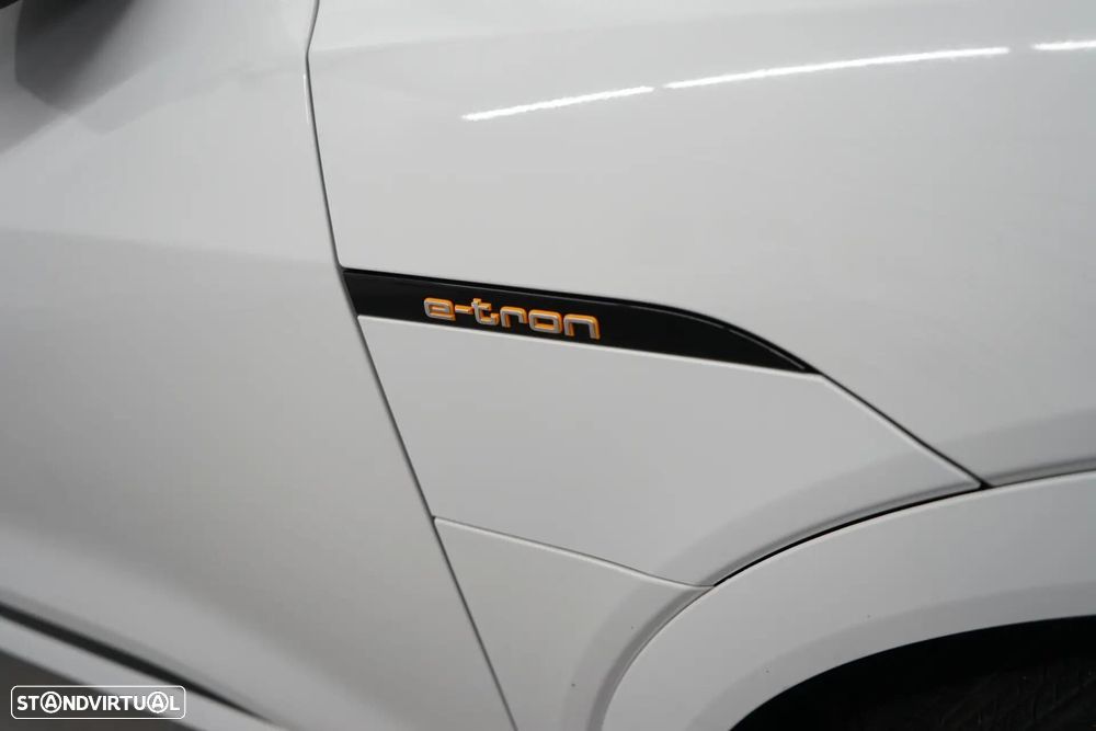 Audi e-tron 50 quattro S line - 8