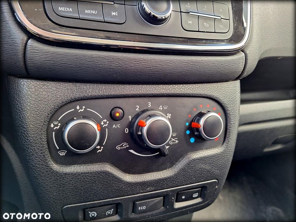 Dacia Lodgy 1.6 SCe Laureate S&S - 15