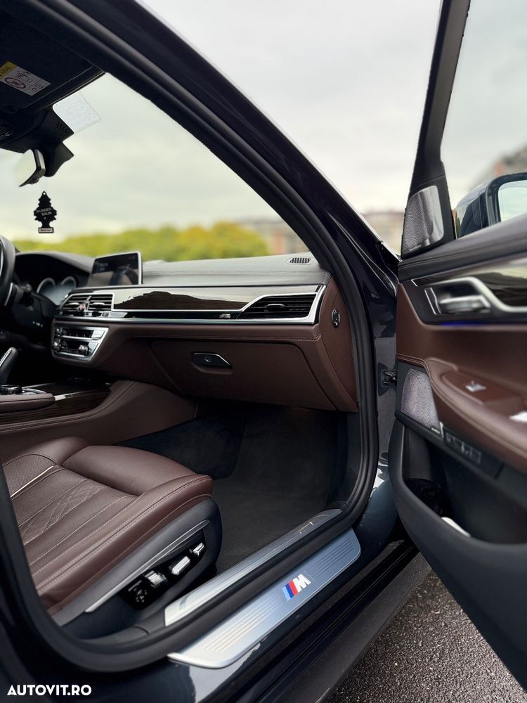 BMW Seria 7 740d xDrive - 11