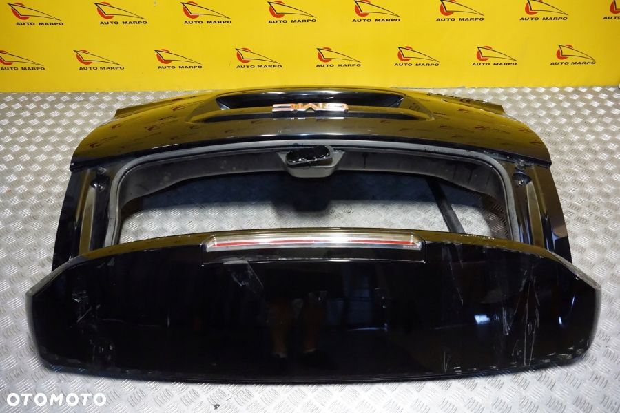 GMC YUKON 2015 - 2020 Klapa Tylna Bagażnika Spoiler Tył USA - 6