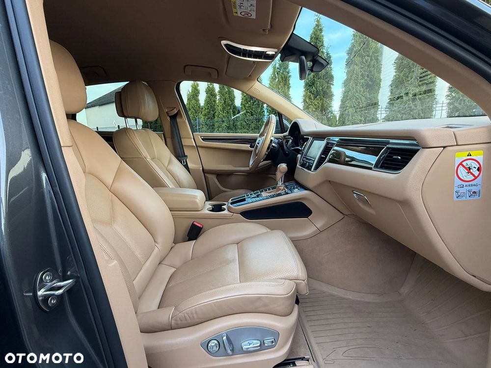 Porsche Macan - 27