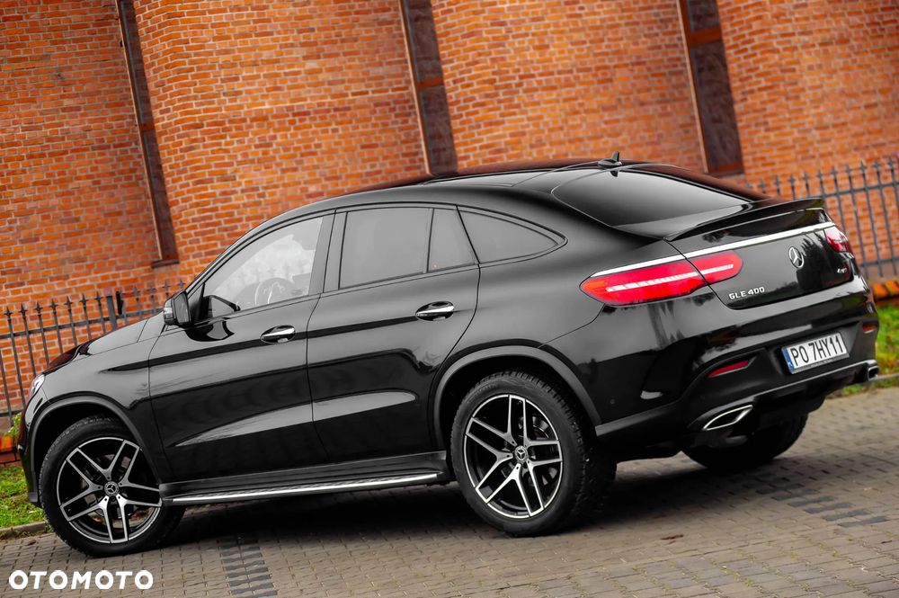 Mercedes-Benz GLE 350 d 4Matic 9G-TRONIC AMG Line - 10