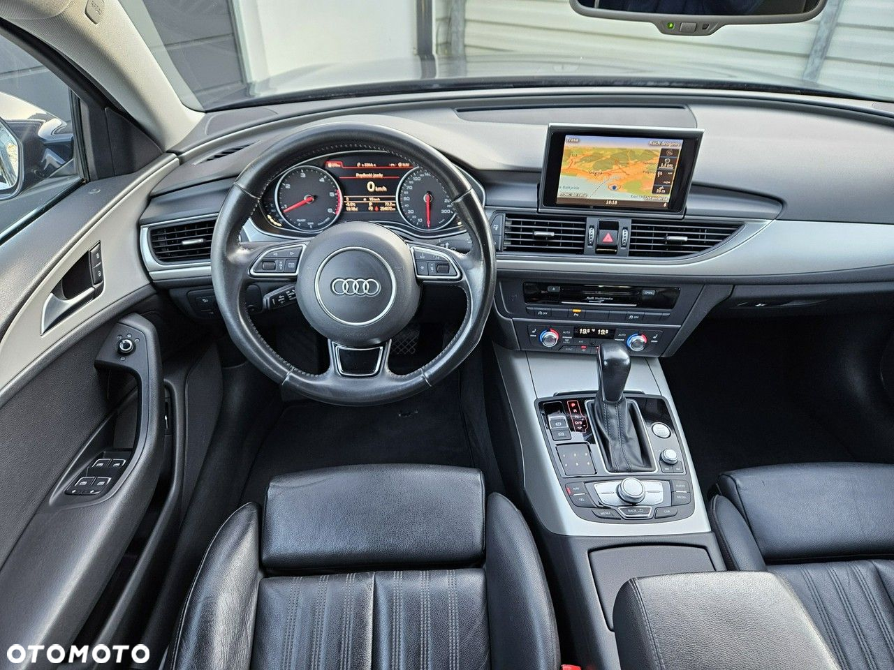 Audi A6 Avant 2.0 TDI Ultra DPF S tronic - 32