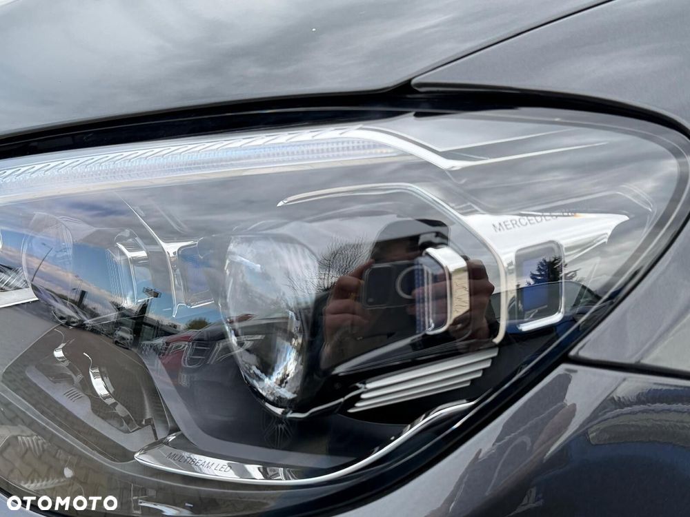 Mercedes-Benz Klasa E 220 d 4-Matic AMG/Avantgarde - 41