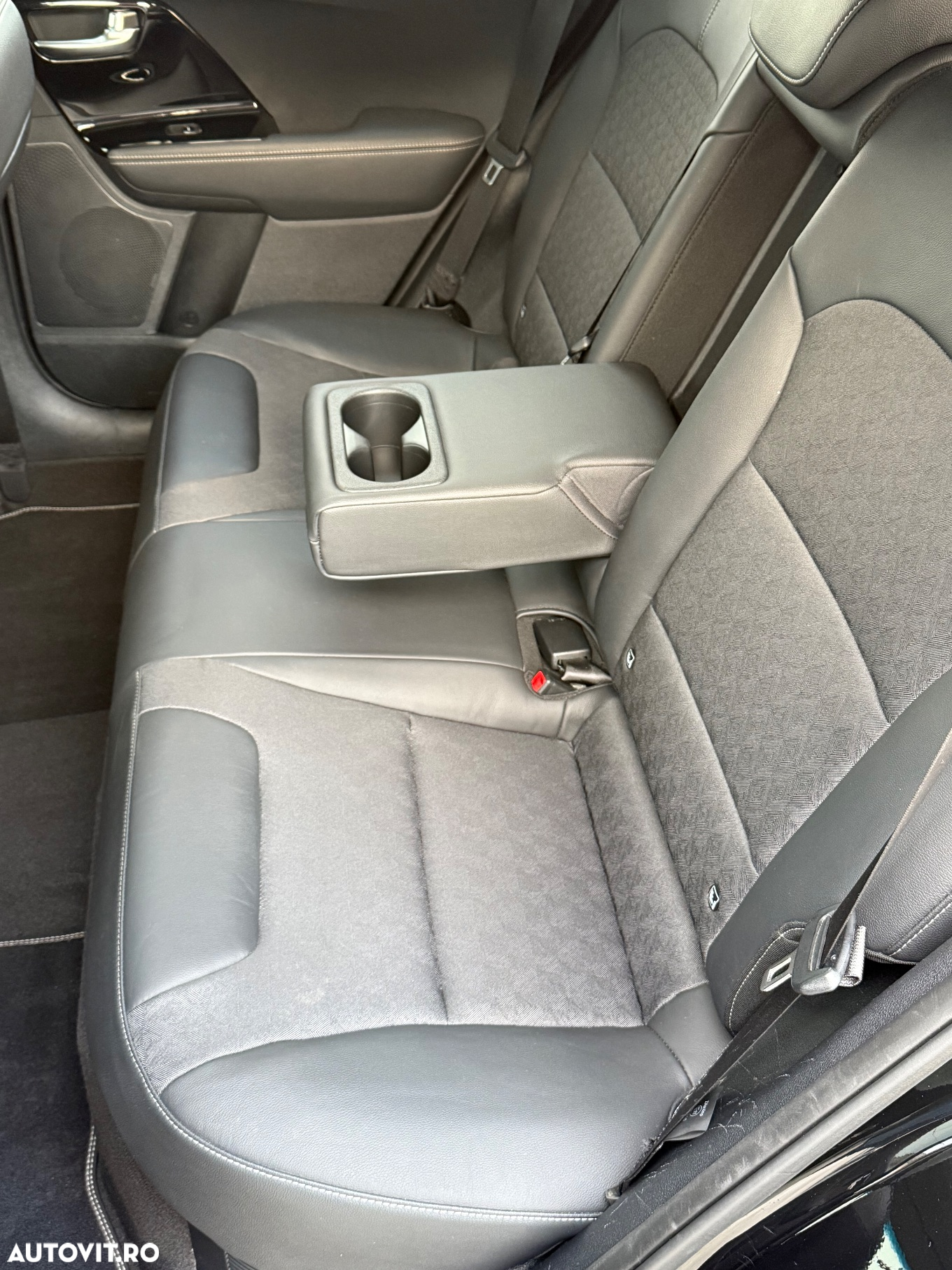 Kia Niro 1.6 GDI 2WD Aut. Spirit - 9