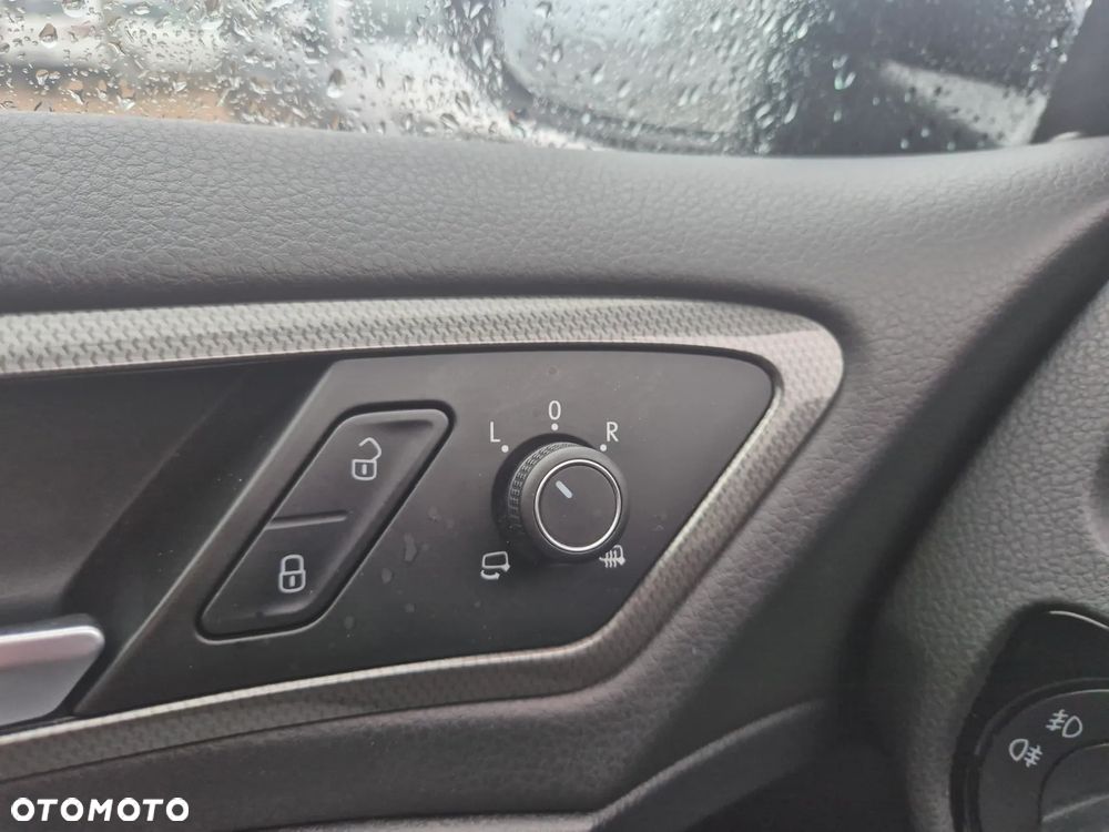 Volkswagen Golf 1.5 TSI ACT OPF DSG IQ.DRIVE - 25