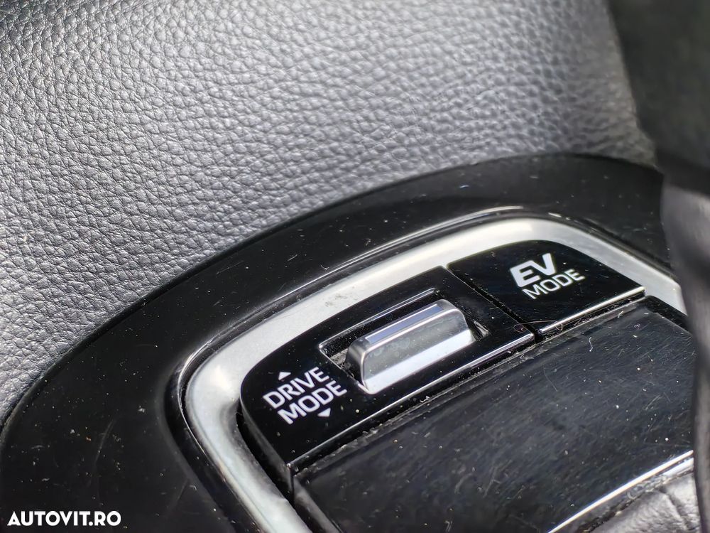 Toyota Corolla 1.8 Business Edition - 24