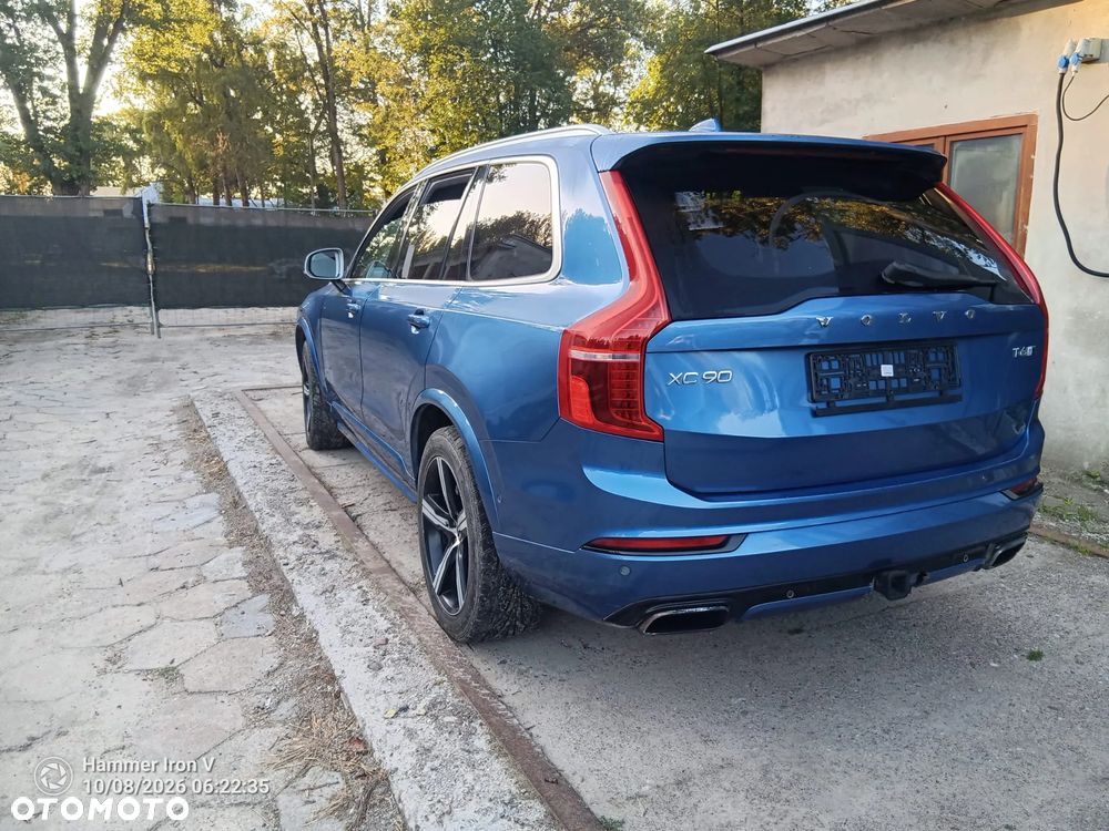 Volvo XC 90 - 8