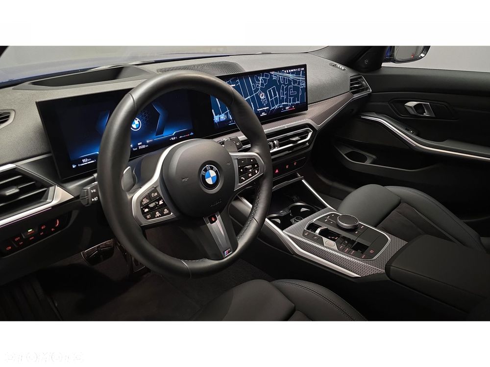 BMW Seria 3 320d xDrive M Sport - 16
