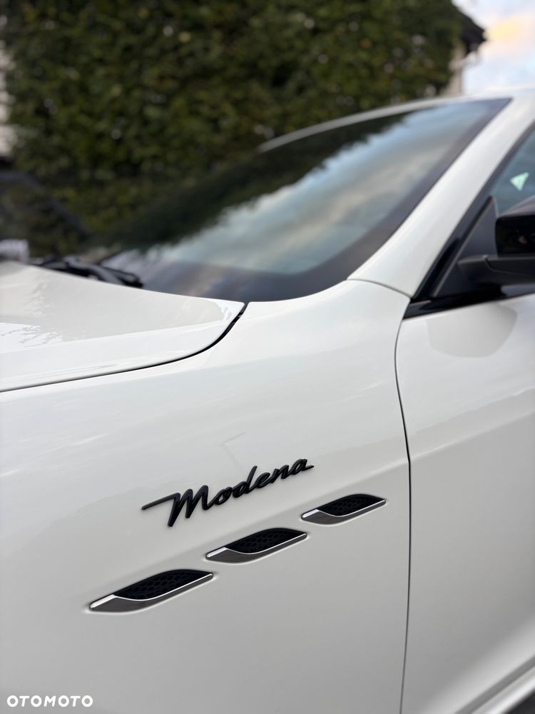 Maserati Ghibli S Modena - 10