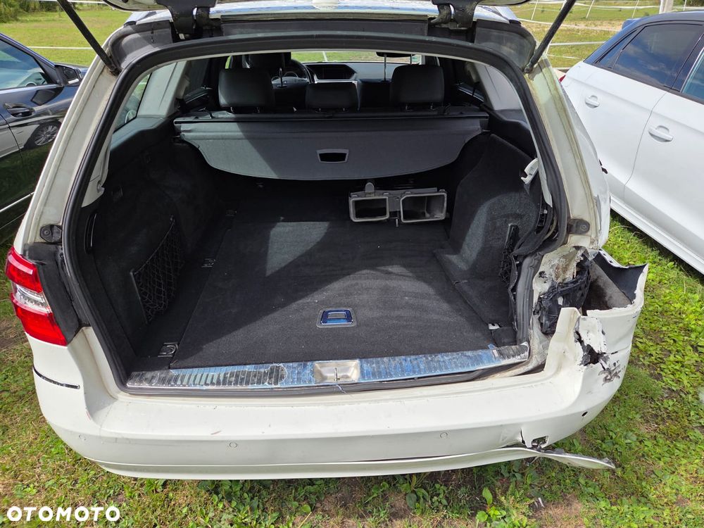 Mercedes-Benz Klasa E 250 CDI DPF 4Matic BlueEFFICIENCY 7G-TRONIC Avantgarde - 10