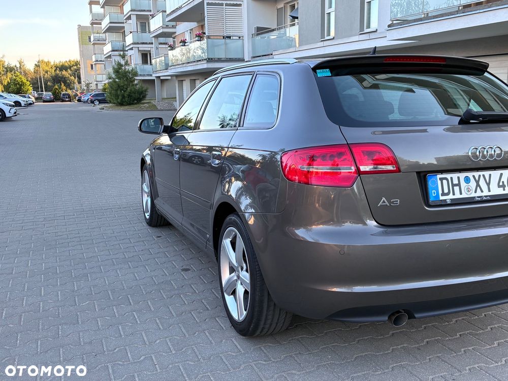 Audi A3 Sportback 2.0 TDI DPF S line Sportpaket (plus) - 25
