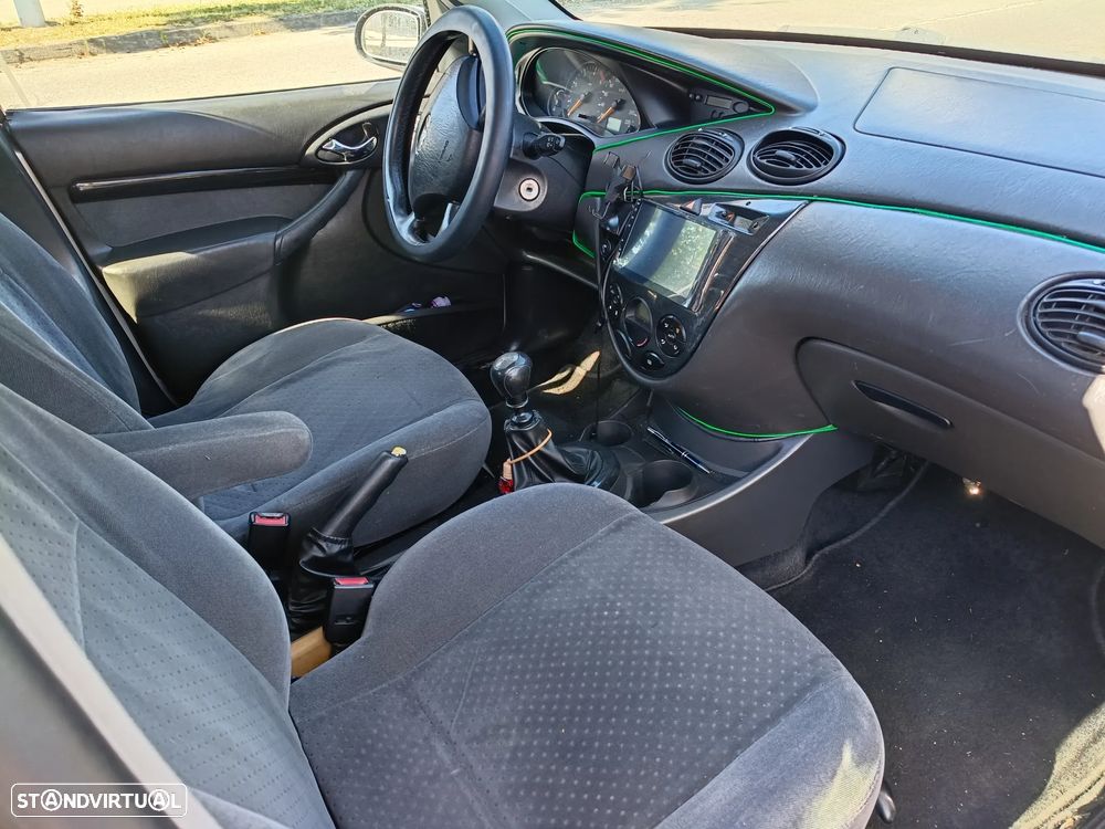 Ford Focus SW TDCi Ghia X - 5