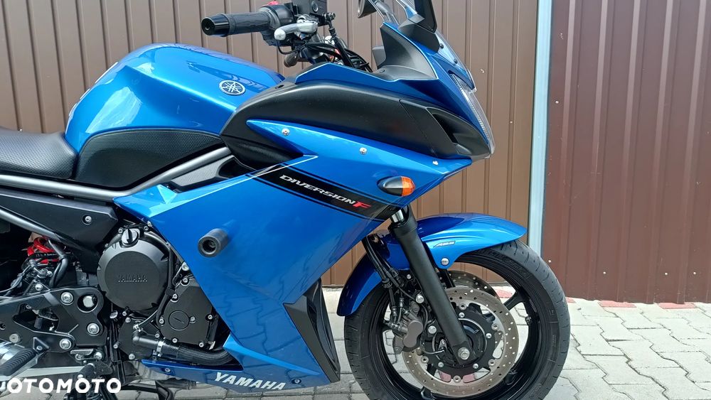 Yamaha XJ - 7