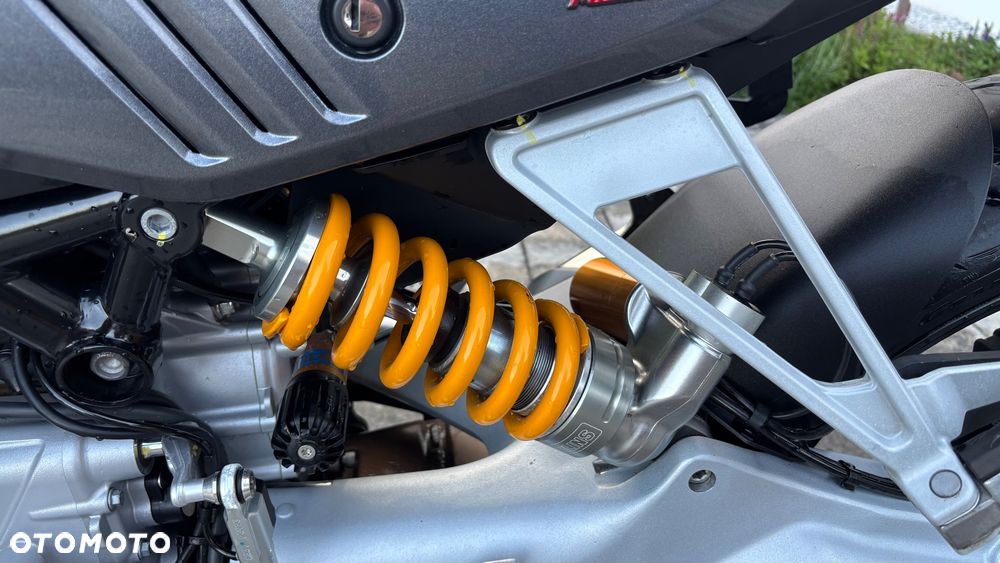 Moto Guzzi V100 Mandello - 5