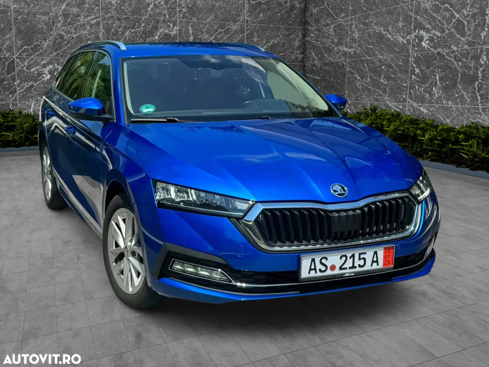 Skoda Octavia 2.0 TDI DSG First Edition - 3