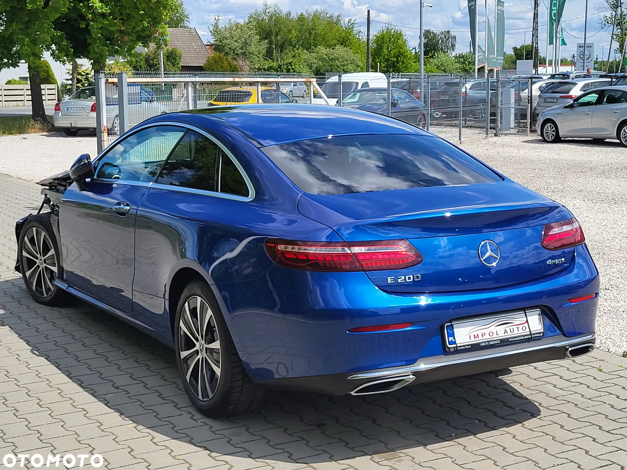 Mercedes-Benz Klasa E 200 Coupe 4-Matic 9G-TRONIC - 4