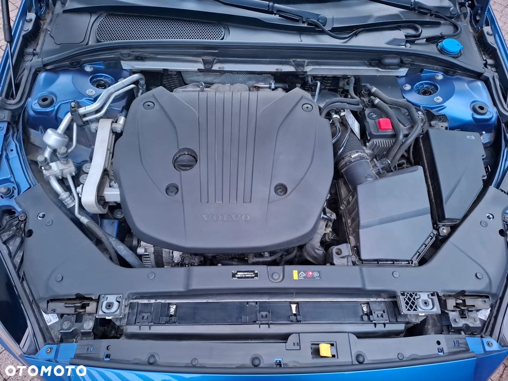 Volvo S60 B5 B AWD R-Design - 12