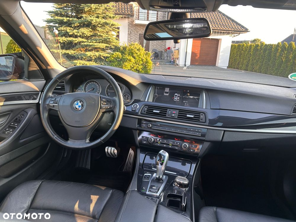 BMW Seria 5 - 25