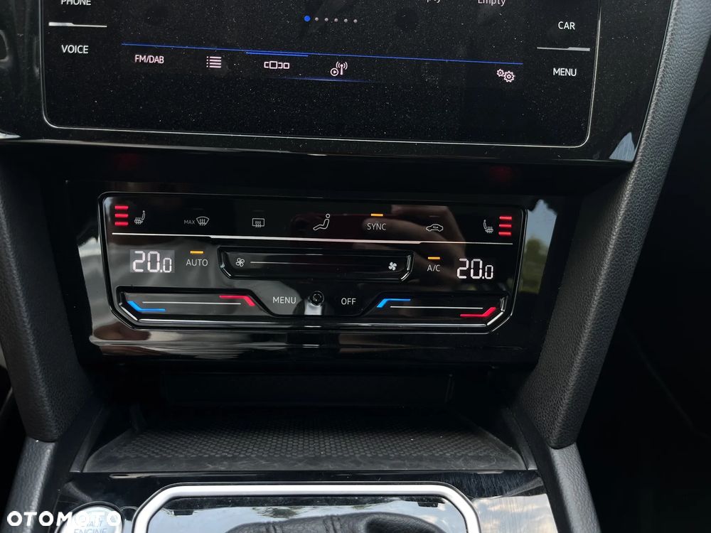 Volkswagen Passat 1.5 TSI EVO Business DSG - 23