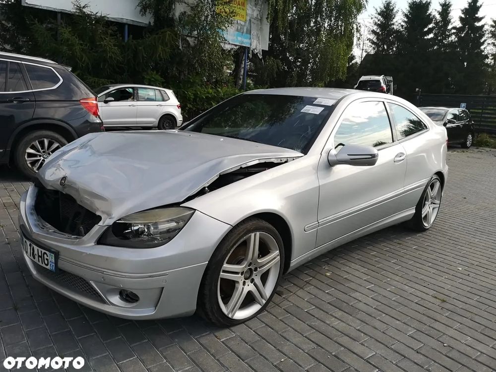 Mercedes-Benz CLC 200 CDI - 2